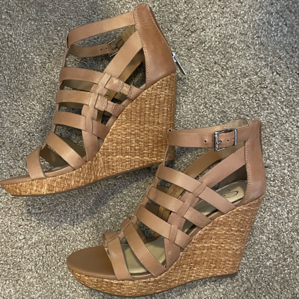 Jessica Simpson Bellavista, nude wedges
